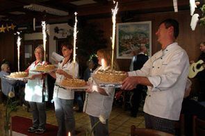 Die Torte für Barbara Betty Perwein